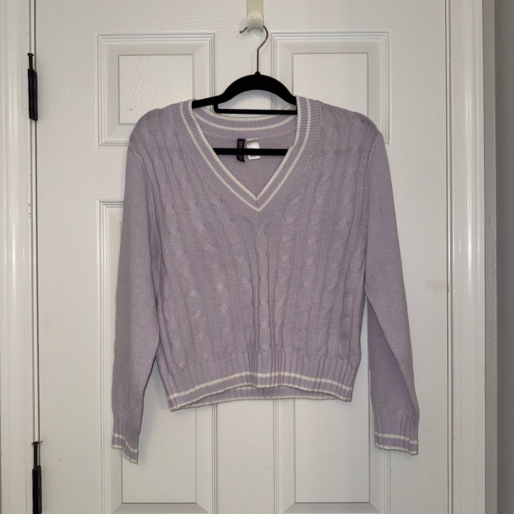 H&M Purple V-Neck Sweater with Ribbed Trim
